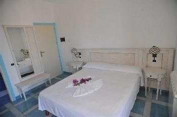 Isolabella Hotel Ventotene Exterior foto